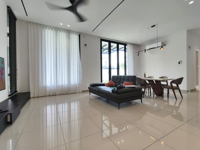 Semi-Detached House for Sale in Taman Gaya (Ulu Tiram) - Ing Xin - Living Room - PropertyGuru.com.my