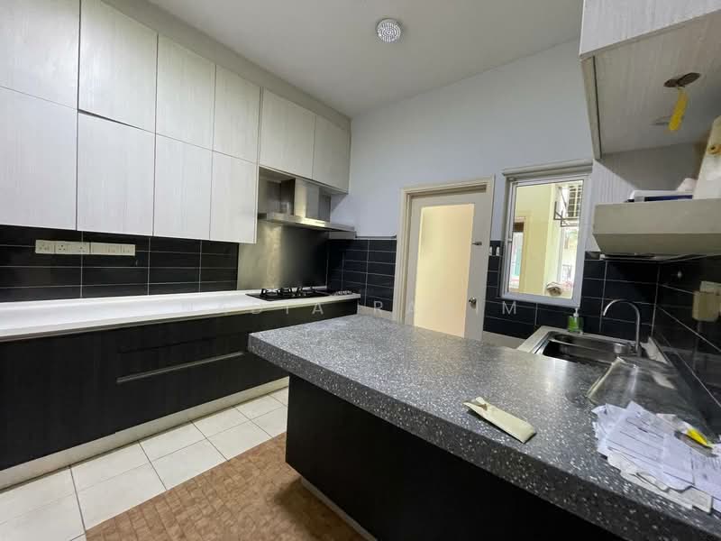 Townhouse for Rent in Sunway Damansara (Kota Damansara) - Nadia Rahim - Kitchen - PropertyGuru.com.my