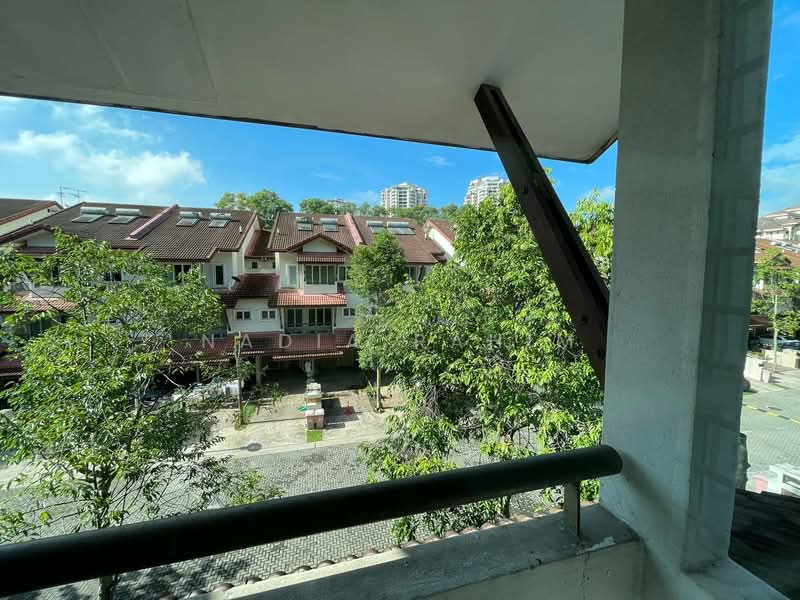 Townhouse for Rent in Sunway Damansara (Kota Damansara) - Nadia Rahim - Exterior - PropertyGuru.com.my