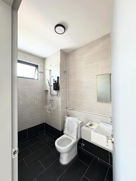 2-storey Terraced House for Rent in Shah Alam (Selangor) - Kamal Rasyid Bin Samsudin - Bathroom - PropertyGuru.com.my