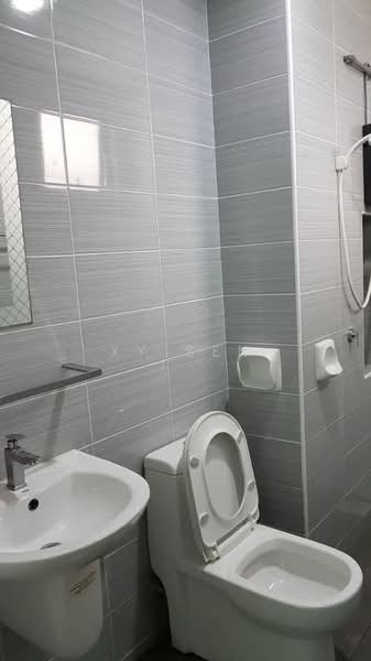 Service Residence for Rent at Sky Oasis Residence (Pangsapuri Oasis 1) - XY Sen - PropertyGuru.com.my