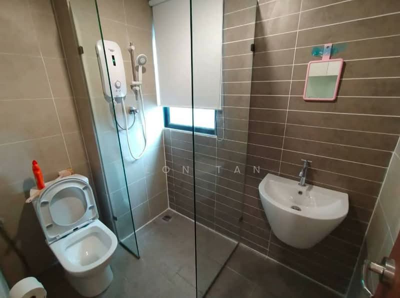 Pangsapuri untuk Disewa di Kozi Square - Leon Tan - Bathroom - PropertyGuru.com.my