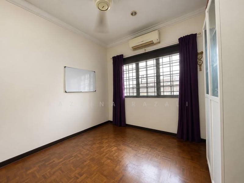 Terraced House for Sale in Usj 2 (Subang Jaya) - Razlina Razali - Bedroom - PropertyGuru.com.my