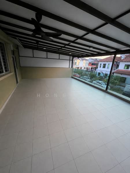 Semi-Detached House for Rent in Kota Kemuning (Shah Alam) - Hong Ng - Balcony - PropertyGuru.com.my