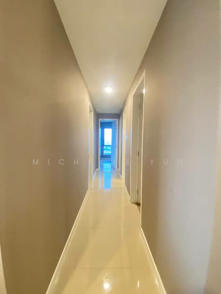 Service Residence for Rent at United Point (Residensi Berpadu) - Michelle Yun - Corridor - PropertyGuru.com.my