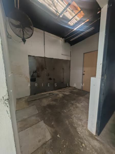 Kedai / Pejabat untuk Disewa di Taman Pelangi (Johor Bahru) - Aries Lam - PropertyGuru.com.my