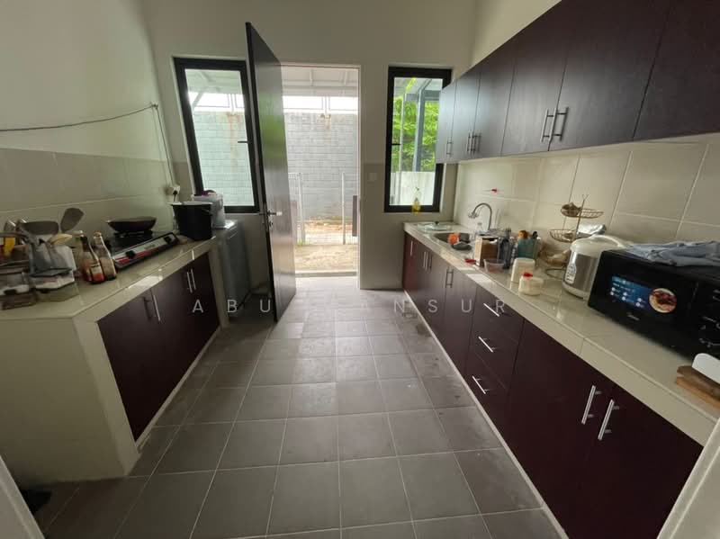 Rumah Berkembar untuk Disewa di Kajang (Selangor) - Abu Mansur - PropertyGuru.com.my