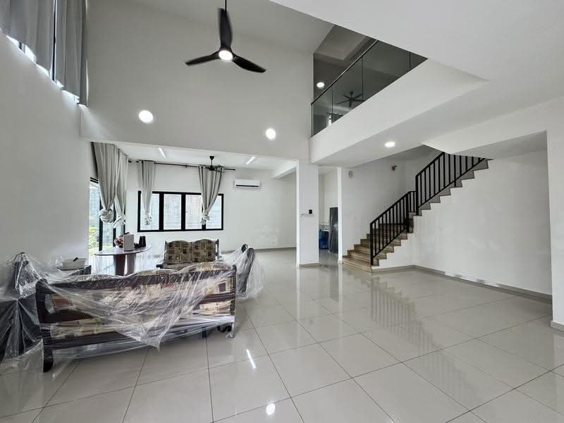 Rumah Berkembar untuk Disewa di Kajang (Selangor) - Abu Mansur - Living Room - PropertyGuru.com.my