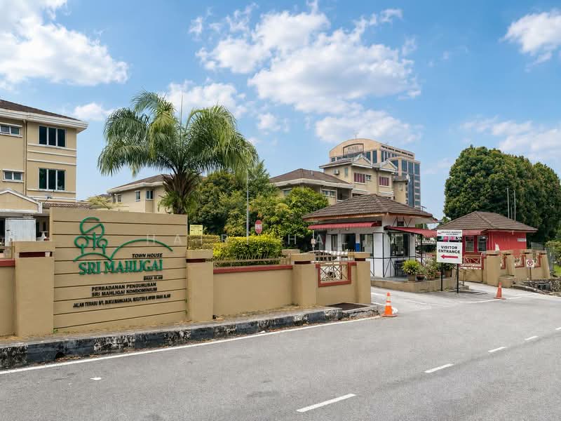 Townhouse for Sale in Seksyen 9 (Shah Alam) - Hairi Halim - PropertyGuru.com.my