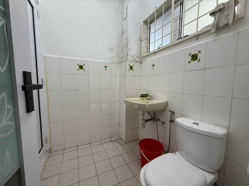 Rumah Teres 2 Tingkat untuk Dijual di Rawang (Selangor) - SK Luk - Bathroom - PropertyGuru.com.my