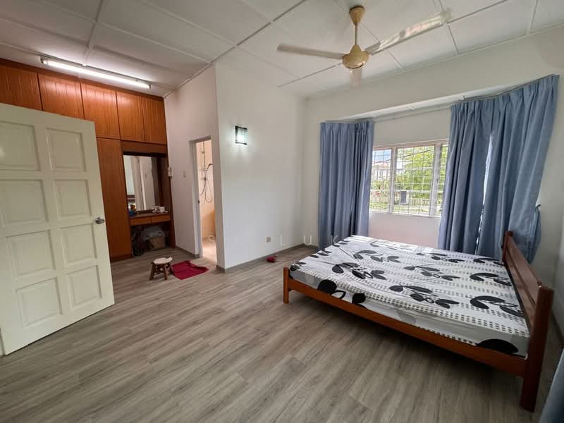 Rumah Teres 2 Tingkat untuk Dijual di Rawang (Selangor) - SK Luk - Bedroom - PropertyGuru.com.my