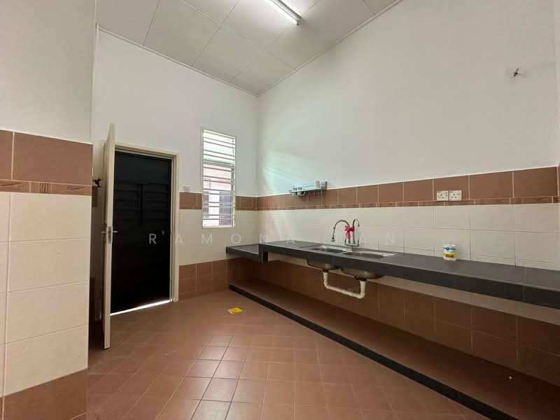1-storey Terraced House for Sale in Taman Krubong Jaya (Krubong) - Ramona Tan - Kitchen - PropertyGuru.com.my