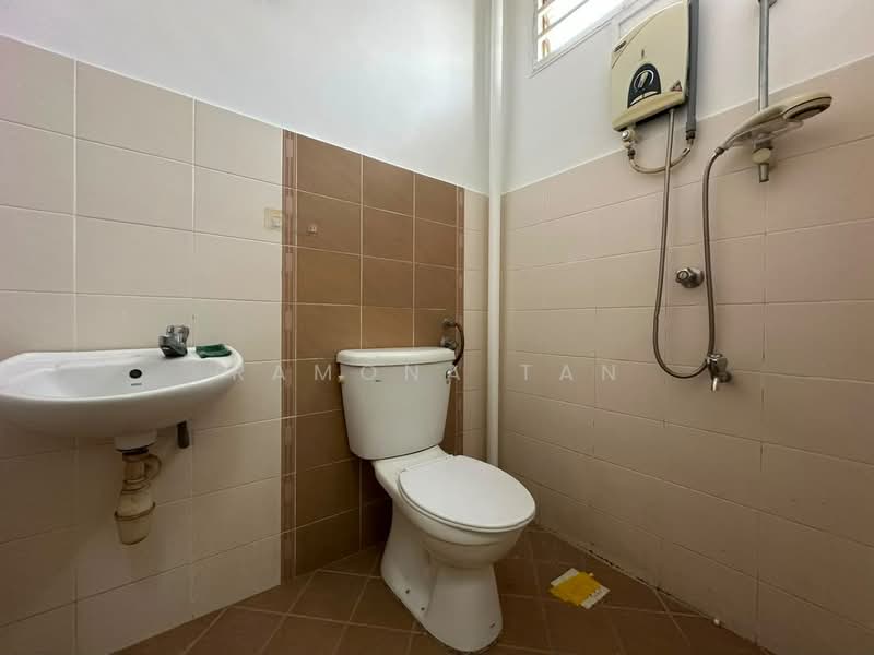 1-storey Terraced House for Sale in Taman Krubong Jaya (Krubong) - Ramona Tan - Bathroom - PropertyGuru.com.my