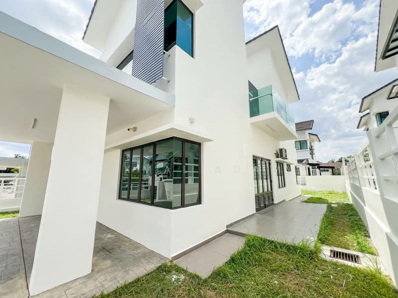Semi-Detached House for Sale in Ramal Villa (Kajang) - Akmal Adam - Exterior - PropertyGuru.com.my