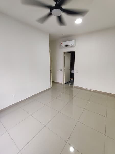 Servis Apartment untuk Disewa di D'Cosmos Residences - Tom Lee - Interior - PropertyGuru.com.my