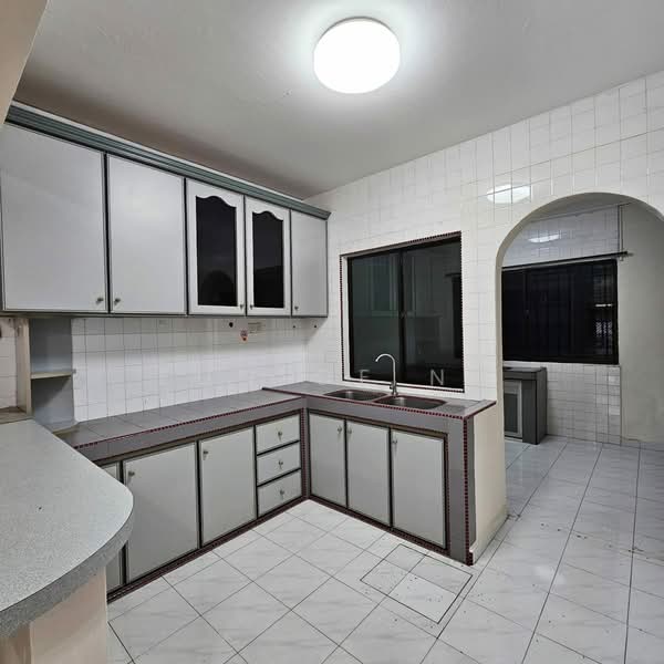 Rumah Teres 2 Tingkat untuk Dijual di Kulai (Johor) - Eunice Ng - Kitchen - PropertyGuru.com.my