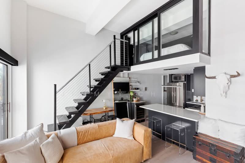 Service Residence for Sale at The Corliss Residence @ The NorthBank - Jimmyy Chin - Living Room - PropertyGuru.com.my