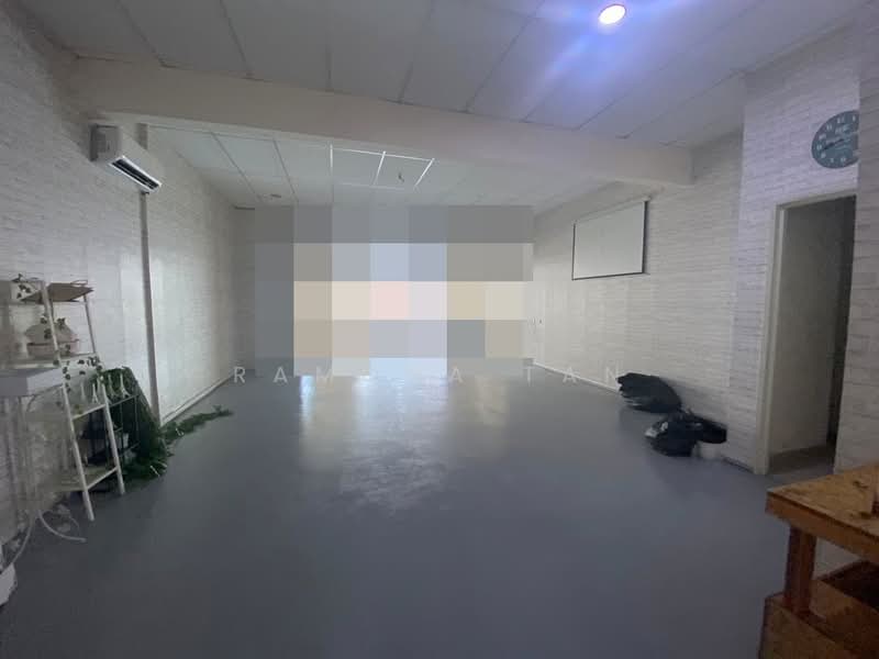 Kedai untuk Dijual di Taman 1 Lagenda (Bukit Baru) - Ramona Tan - Interior - PropertyGuru.com.my