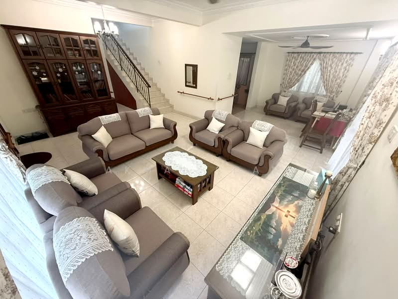 Semi-Detached House for Sale in Taman Setia 2 (Balakong) - Akmal Adam - Living Room - PropertyGuru.com.my