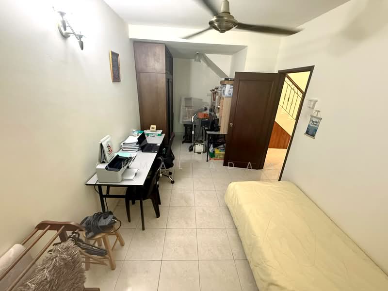 Semi-Detached House for Sale in Taman Setia 2 (Balakong) - Akmal Adam - Study - PropertyGuru.com.my