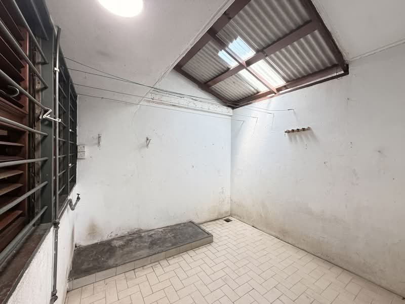 2-storey Terraced House for Sale in Taman Bukit Desa (Taman Desa) - Alex Loh - PropertyGuru.com.my