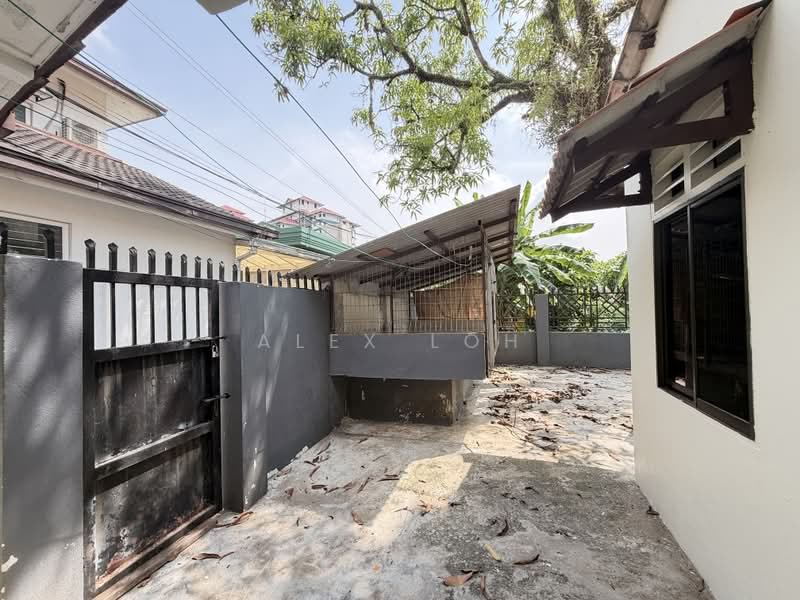 2-storey Terraced House for Sale in Taman Bukit Desa (Taman Desa) - Alex Loh - PropertyGuru.com.my