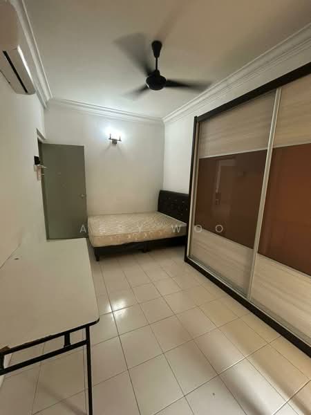 Condominium for Rent at Residensi Laguna (Sunway Belvedere) - Abby Woo - Bedroom - PropertyGuru.com.my
