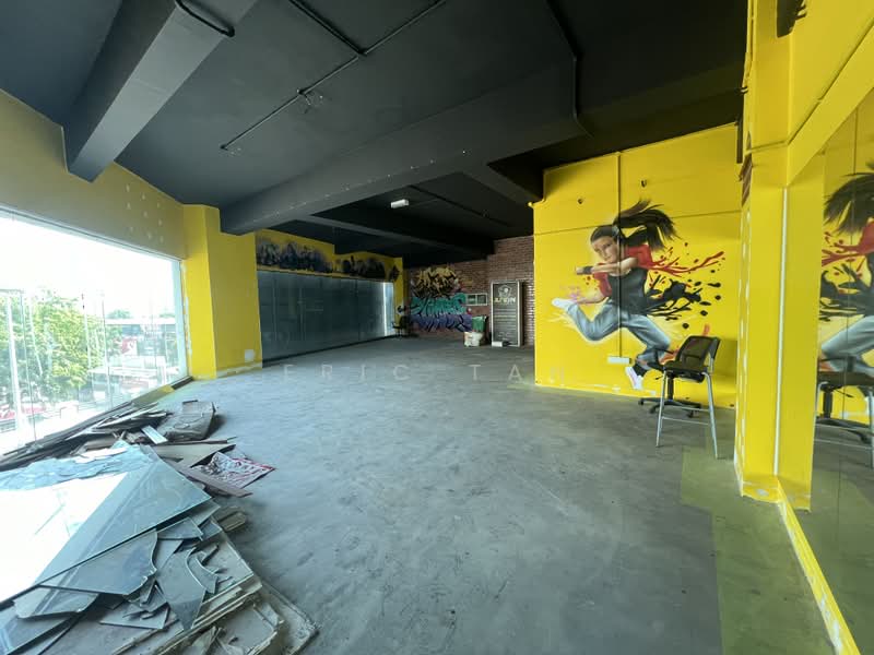 Shop for Sale in Taman Overseas Union (Taman Oug) (Jalan Klang Lama (Old Klang Road)) - Eric Tan - Interior - PropertyGuru.com.my