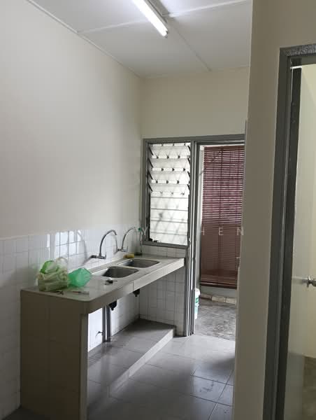 Terraced House for Rent in Cheras (Selangor) - Kenny Chen - Kitchen - PropertyGuru.com.my