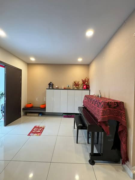 Cluster House for Rent in Skudai (Johor) - Kent Koh - Living Room - PropertyGuru.com.my