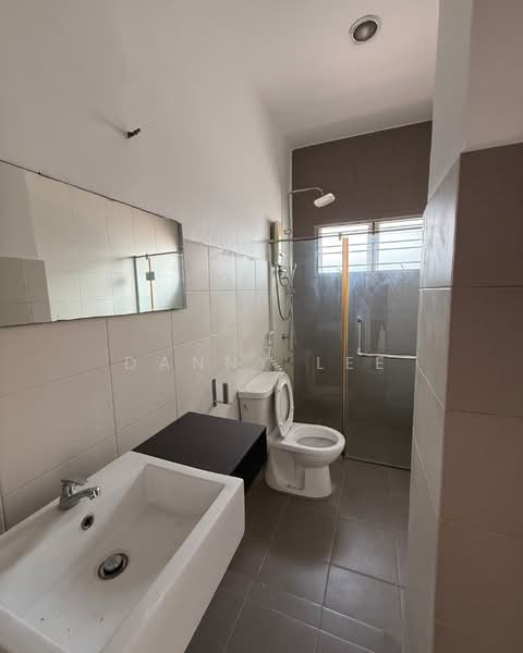 Rumah Teres 2 Tingkat untuk Dijual di Bandar Kinrara (Selangor) - Danny Lee - Bathroom - PropertyGuru.com.my