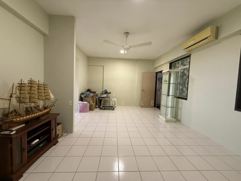 Pangsapuri untuk Disewa di Sri Aman Block C (Sri Aman Block 1 & 3) - Elaine Lee - Living Room - PropertyGuru.com.my