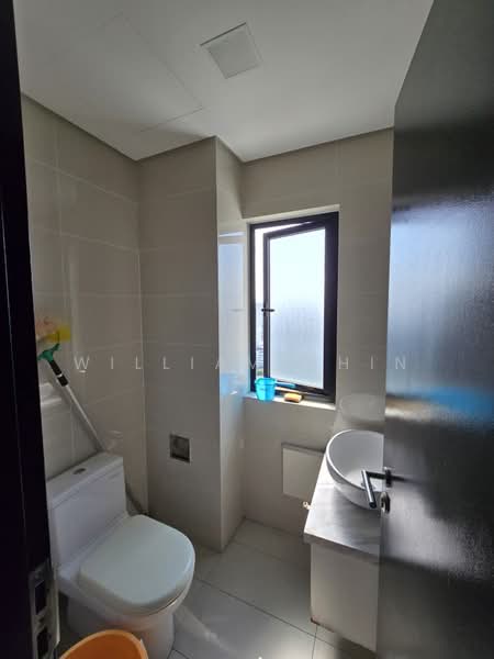 Service Residence for Rent at Centrus Soho - William Chin - Bathroom - PropertyGuru.com.my
