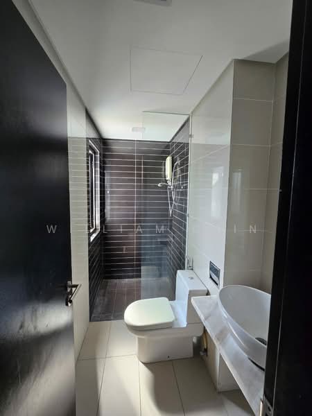 Service Residence for Rent at Centrus Soho - William Chin - Bathroom - PropertyGuru.com.my