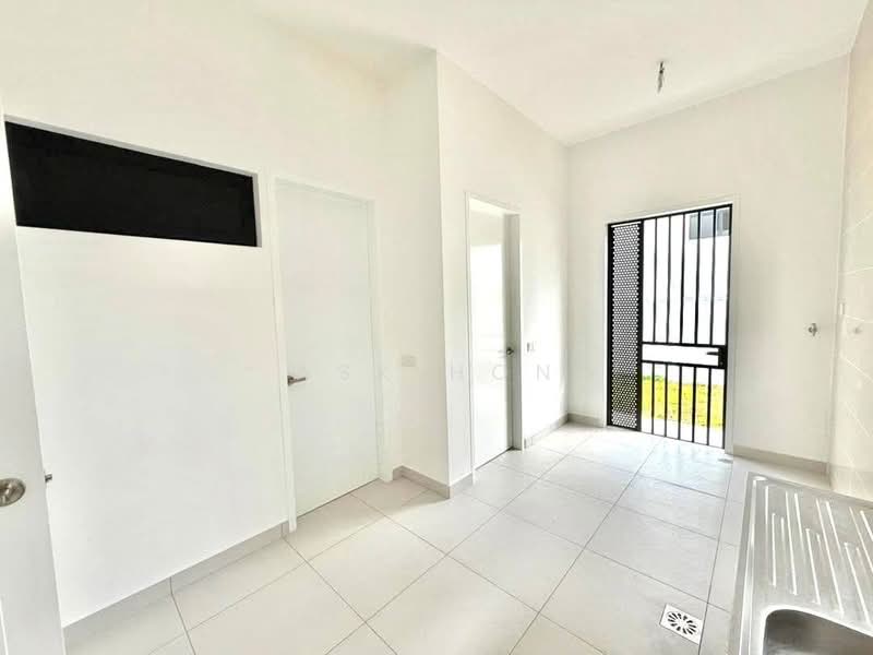 Rumah Berkembar untuk Dijual di Setia Tropika (Johor Bahru) - Ask Hon - PropertyGuru.com.my