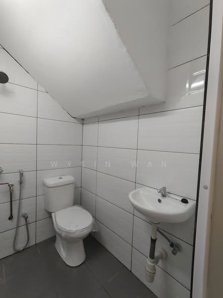 Rumah Banglo untuk Dijual di Kampung Cempaka (Petaling Jaya) - Wysin Wan - Bathroom - PropertyGuru.com.my
