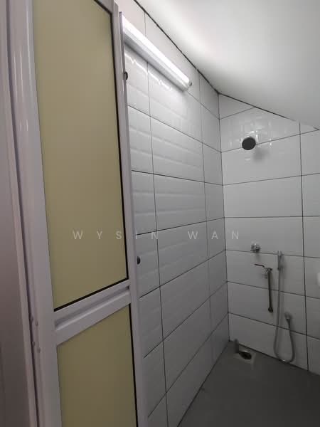 Rumah Banglo untuk Dijual di Kampung Cempaka (Petaling Jaya) - Wysin Wan - Bathroom - PropertyGuru.com.my