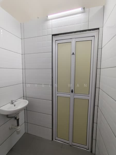 Rumah Banglo untuk Dijual di Kampung Cempaka (Petaling Jaya) - Wysin Wan - Bathroom - PropertyGuru.com.my