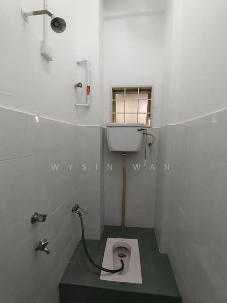 Rumah Banglo untuk Dijual di Kampung Cempaka (Petaling Jaya) - Wysin Wan - Bathroom - PropertyGuru.com.my