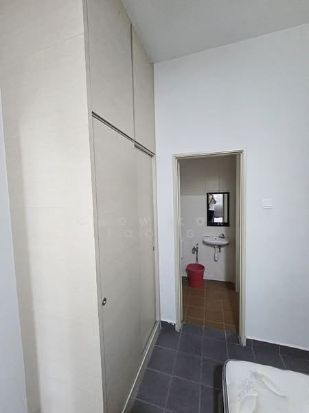 Condominium for Rent at Zefer Hill Residence - Chow Kok Toong - Bathroom - PropertyGuru.com.my