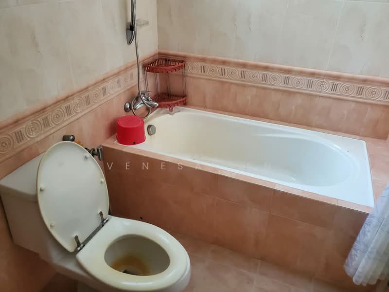Kondominium untuk Dijual di Marina Tower (Ratu Mutiara) - Venesa Tan - PropertyGuru.com.my