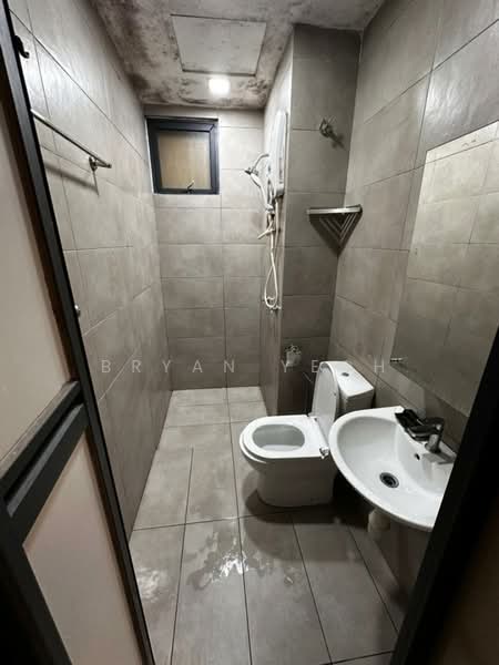 Service Residence for Rent at KL Traders Square - Bryan Yeoh - Bathroom - PropertyGuru.com.my
