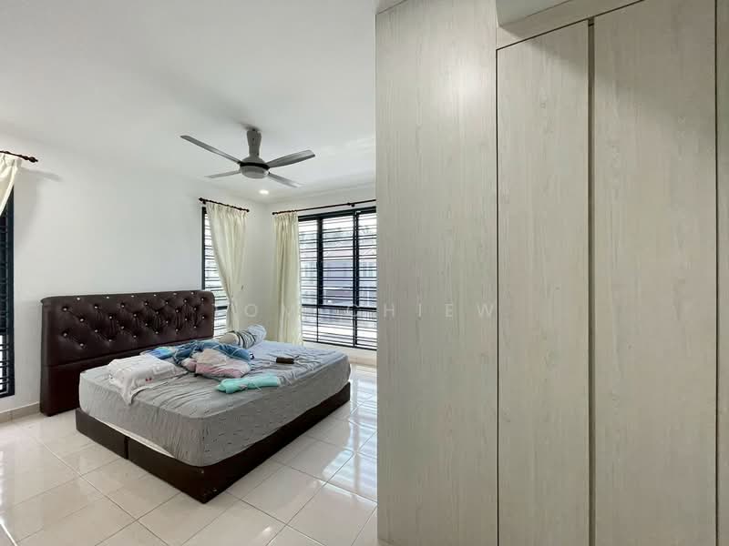 2-storey Terraced House for Sale in Taman Austin Duta (Tebrau) - Tom Chiew - Bedroom - PropertyGuru.com.my