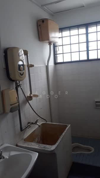 2-storey Terraced House for Rent in Taman Melati (Setapak) - Jagger Moo - Bathroom - PropertyGuru.com.my