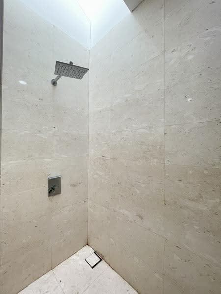 Rumah Berkembar untuk Dijual di Lake Fields (Sungai Besi) - Jason Vong - Bathroom - PropertyGuru.com.my