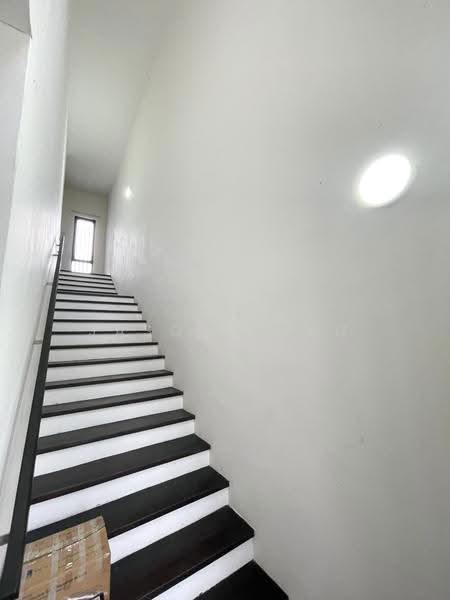 Rumah Berkembar untuk Dijual di Lake Fields (Sungai Besi) - Jason Vong - Interior - PropertyGuru.com.my