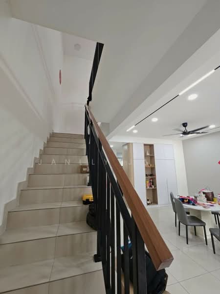 Rumah Teres 2 Tingkat untuk Dijual di Taman Damansara Aliff (Tampoi) - Janlly Jong - Interior - PropertyGuru.com.my