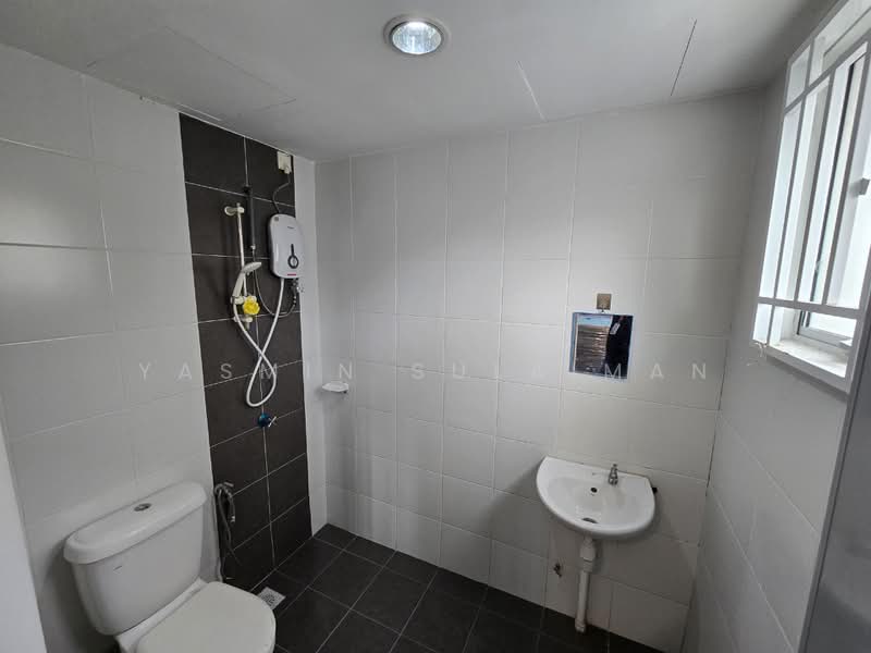Apartment for Sale at De Kiara - Yasmin Sulaiman - Bathroom - PropertyGuru.com.my