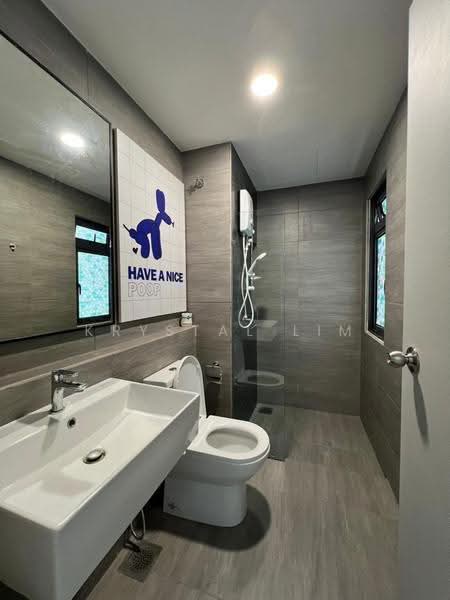 Service Residence for Rent at Maya Bay Residences @ Gamuda Cove - Krystal Lim - Bathroom - PropertyGuru.com.my