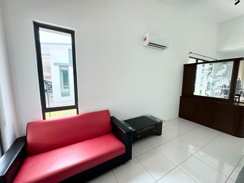 1-storey Terraced House for Rent in Hijauan Valdor (Sungai Jawi) - Simon Ng - Living Room - PropertyGuru.com.my